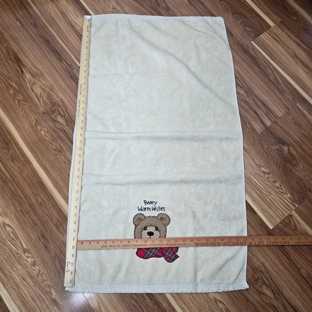 Bathworks Beary Warm Wishes Towel Bear Preppy Plaid‎ Holiday 39x23 Embroidered